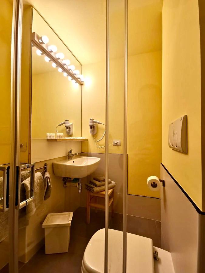 Red Carpet Rooms Bari Ngoại thất bức ảnh